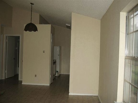 3rd image of 7517 Bethune Ave #A
