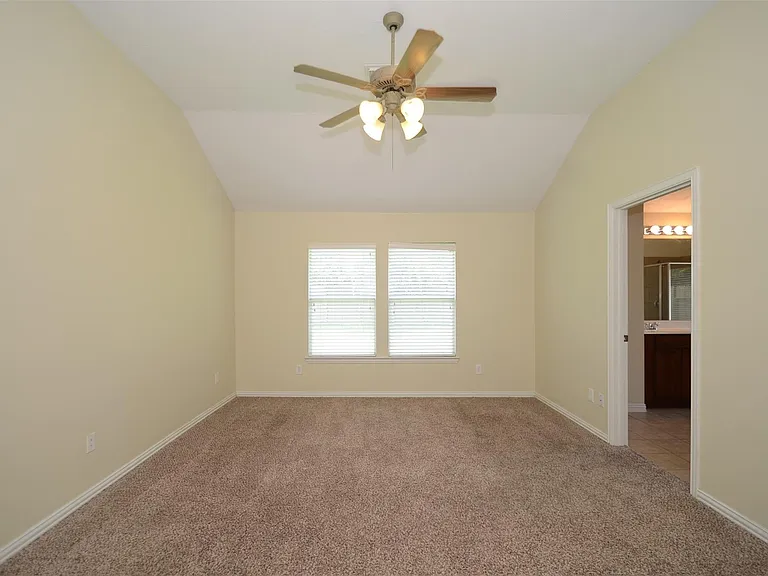 23207 Dewflower Dr — Photo 30