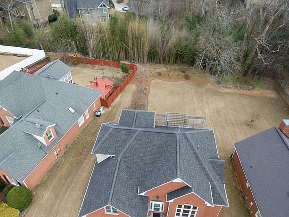 4th image of 1425 Home Place Dr