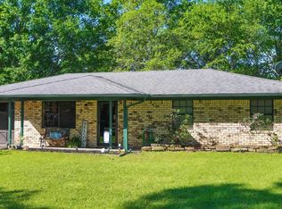 565 Magnolia Rd, Waskom, TX 75692