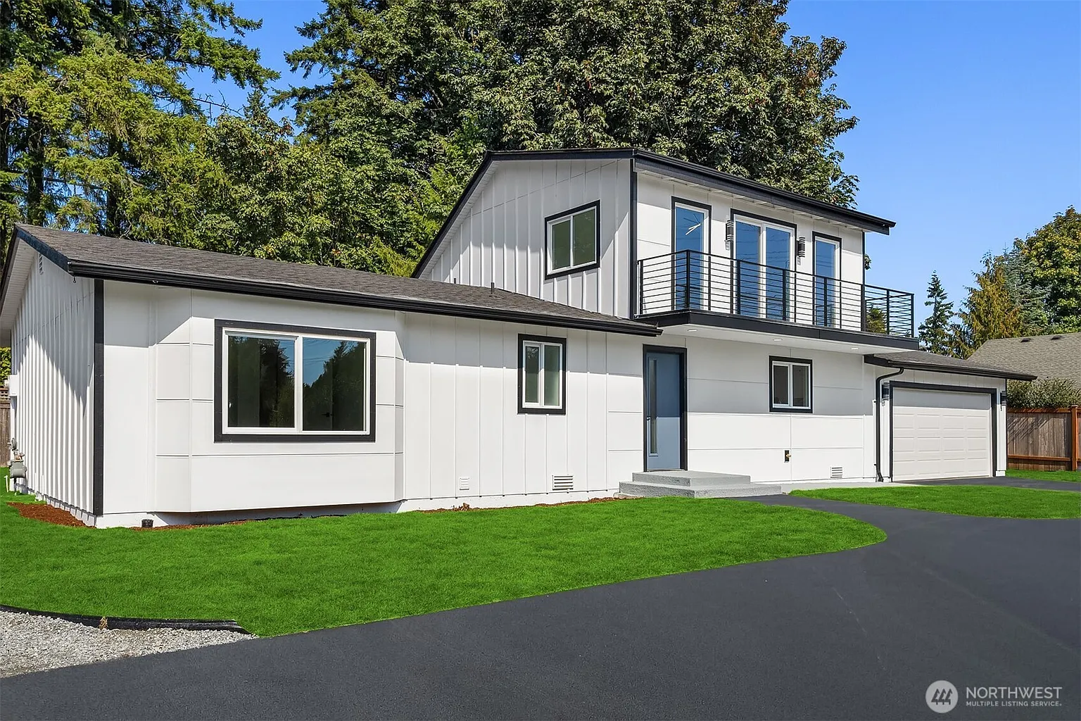 22841 32nd Avenue W photo 1