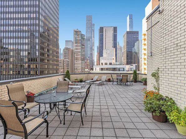 301 East 48th Street image 16 of 17