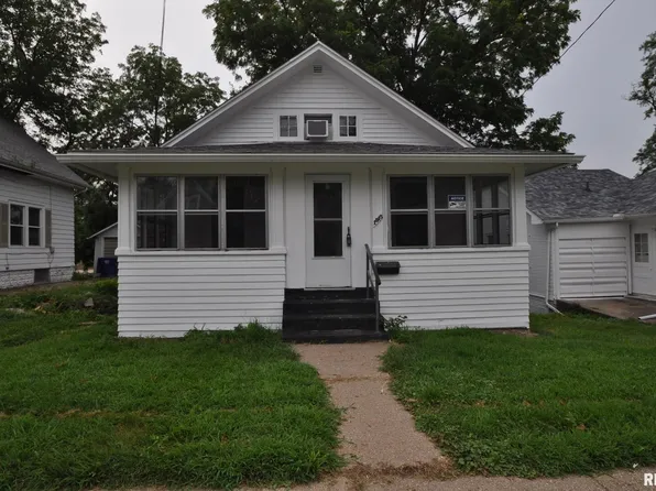 1815 Belle Ave, Davenport, IA 52803