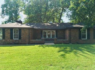 3110 Taylor Rd, Columbus, IN 47203