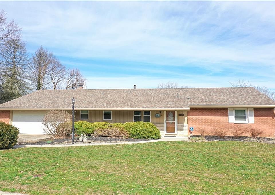1st image of 231 Hilltop Dr