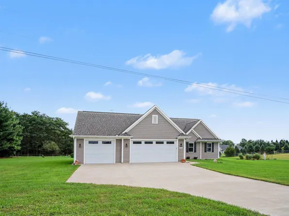 2133 S Vankal St, Kalamazoo, MI 49009