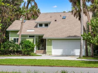 220 Cardinal Dr, Melbourne Beach, FL 32951