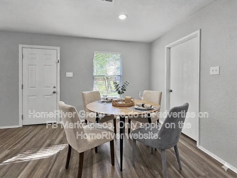 1153 Browntop St — Photo 3