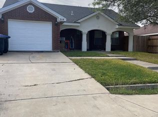 2114 Cantera Cir, Eagle Pass, TX 78852