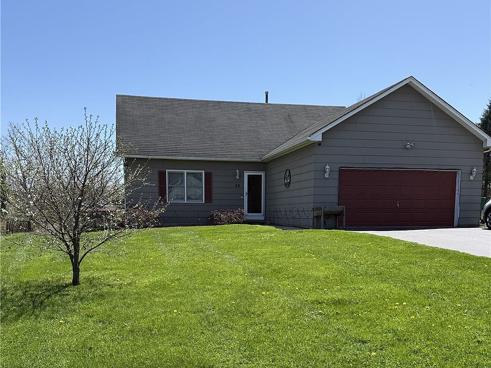 1st image of 43 Grangerford Hts
