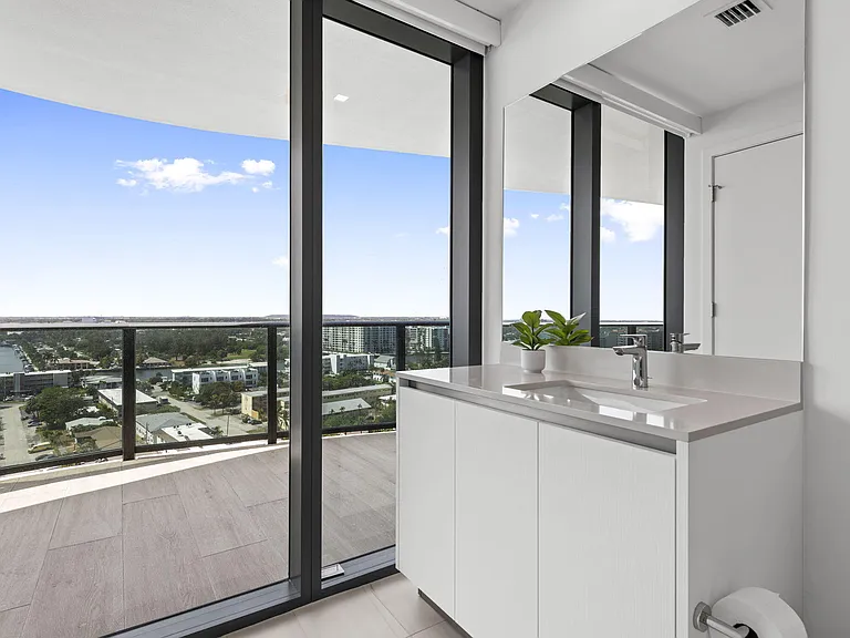 900 N Ocean Blvd #1501 — Photo 22