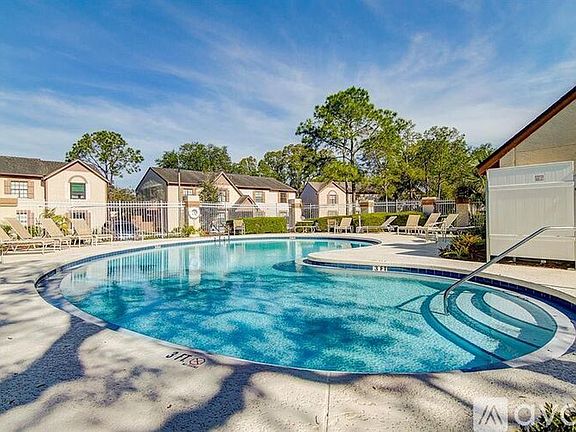 5th image of 4302 Brigadoon Cir #4302