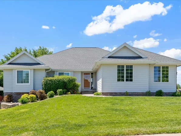 4105 Gladbrook Dr, Council Bluffs, IA 51503
