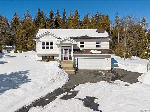 3rd image of 107 Elliot Rd