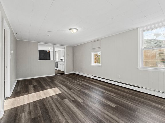 3rd image of 323 Philadelphia Ave APT 4