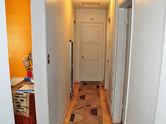 4th image of 8423 La Docena Ln
