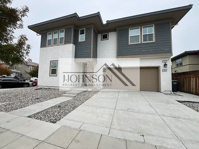 262 E Natasha Ave