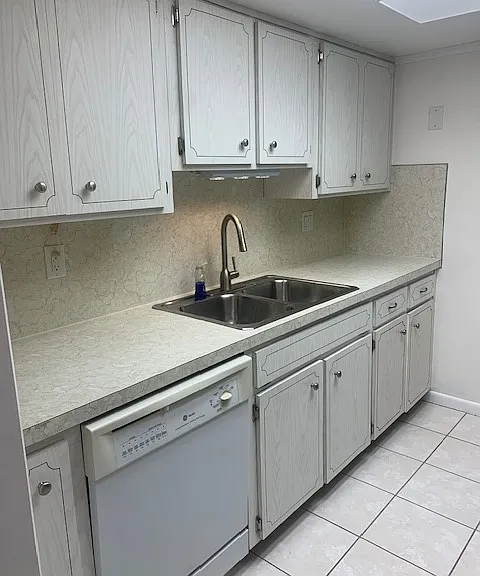 610 Indian Rocks Rd N #1 — Photo 32