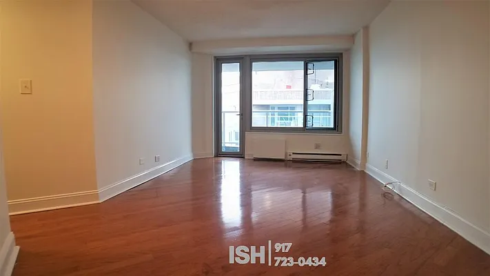 Rented by Area New York | media 17