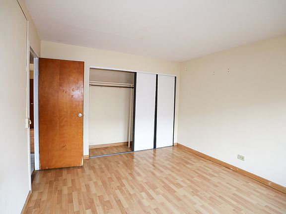 5th image of 2117 W Farragut Ave #2N