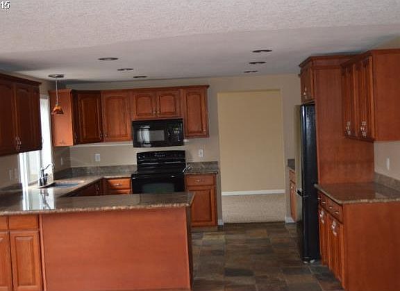 3rd image of 16019 NE 25th St