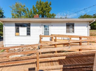 1702 Columbus St SW, Lenoir, NC 28645