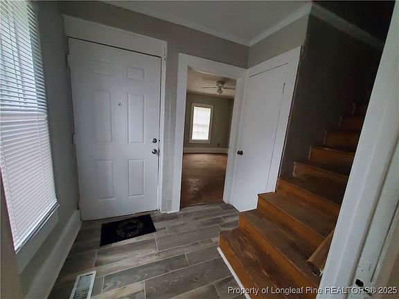 2nd image of 868 W Orange St