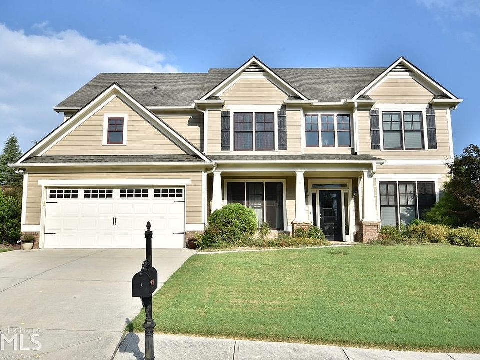 1st image of 3374 Perimeter Cir