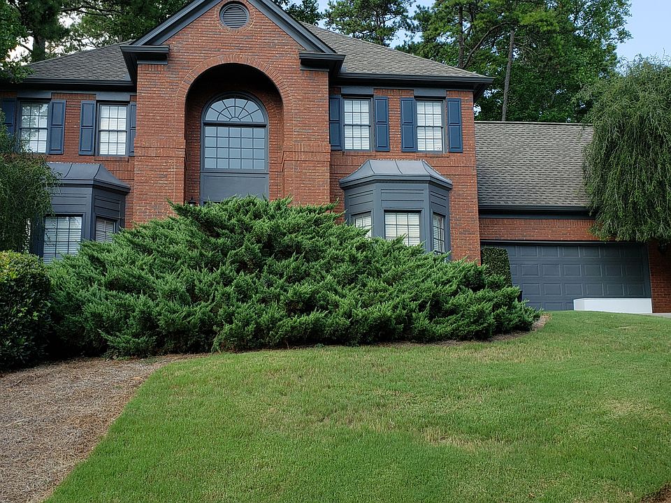 1st image of 1030 Olde Canter Ct