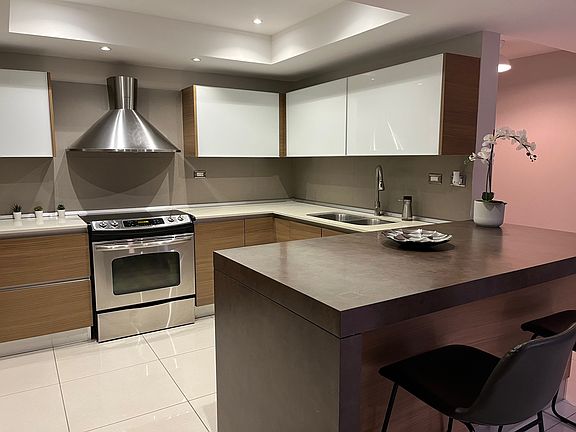 2nd image of 52 Munoz Rivera Ave #1405