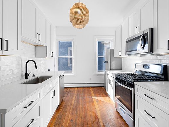 5th image of 478 W Fountain St #1-3