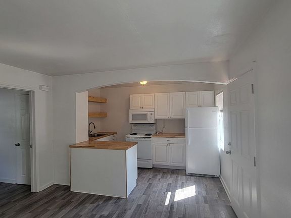 3rd image of 1501 13th St W