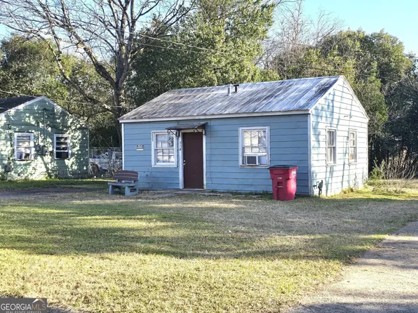 576 Shi Pl, Macon, GA 31206