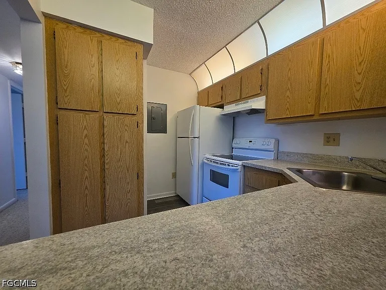 9970 Sailview Ct #9 — Photo 10