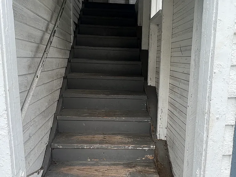 223 E Dayton St #2 — Photo 10