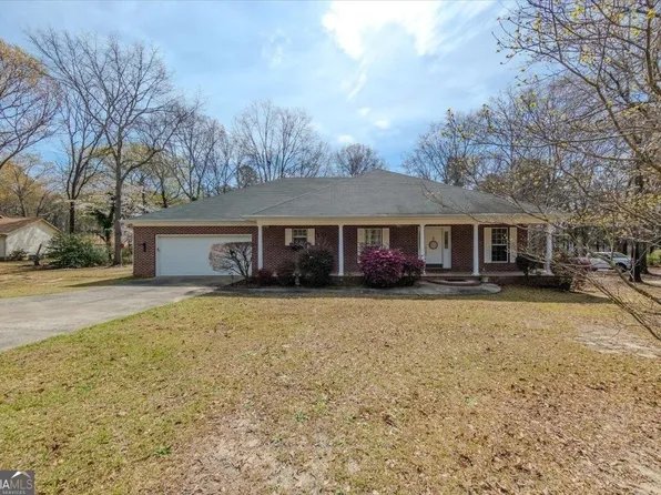 221 E Virginia Ln, Macon, GA 31217