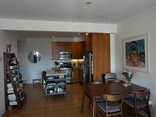 11 Terrace Pl APT 2C, Brooklyn, NY 11218