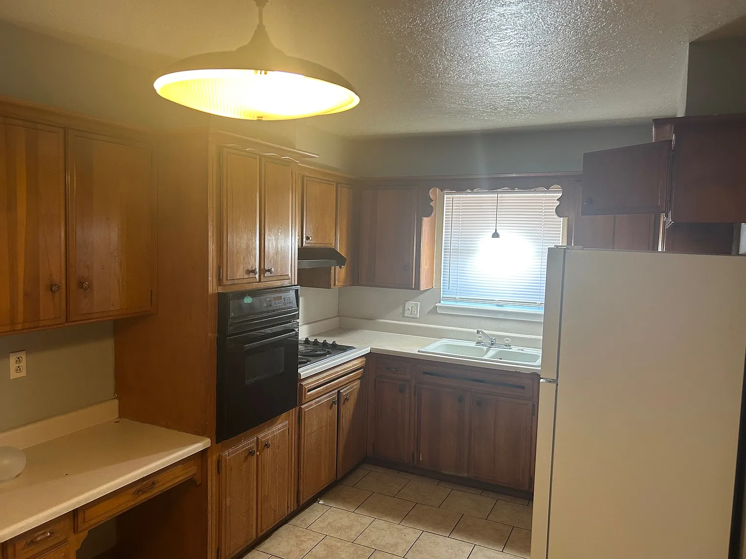 1 bed, 750 sqft, $842 — Photo 3