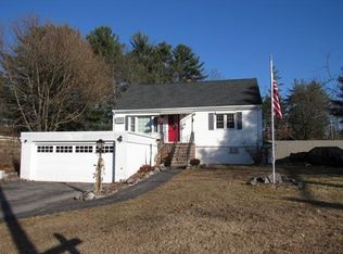 23 Main St, Pelham, NH 03076