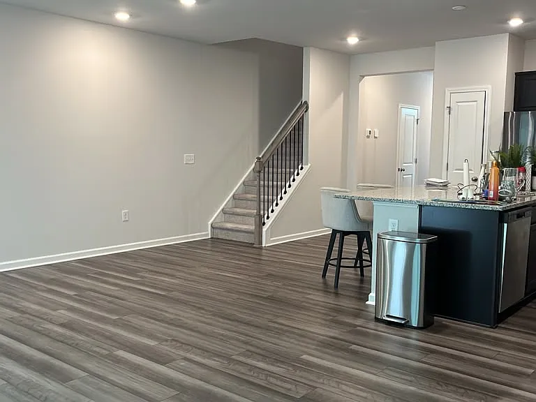 328 Hazy Hills Ln — Photo 13