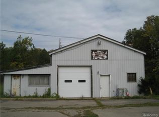 35920 Goddard Rd, Romulus, MI 48174