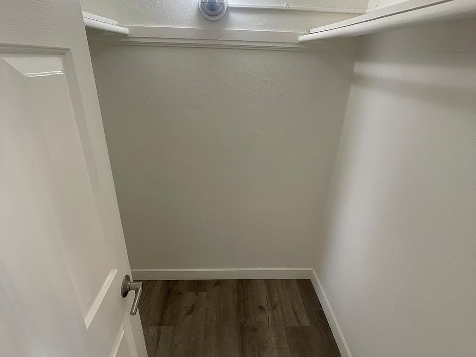 1st image of 636 Chestnut Ave #2090