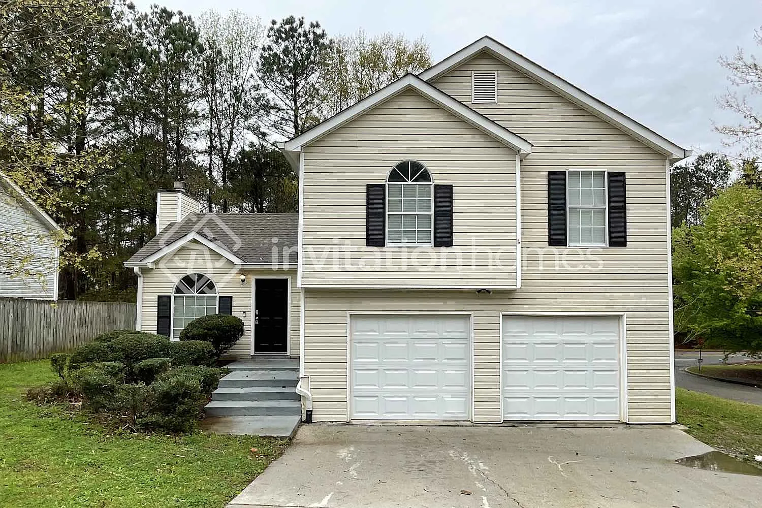 155 Brandon Ridge Cir Stockbridge, GA 30281 — Photo 1