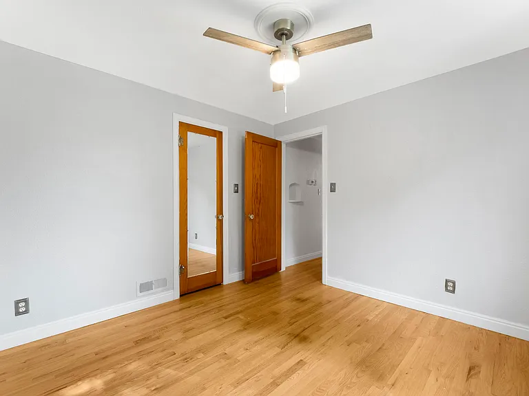 4301 Marshall St — Photo 18
