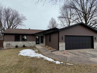 1102 Glenn St, Aplington, IA, 50604