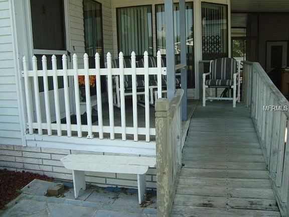 4th image of 542 Eastwood Ln