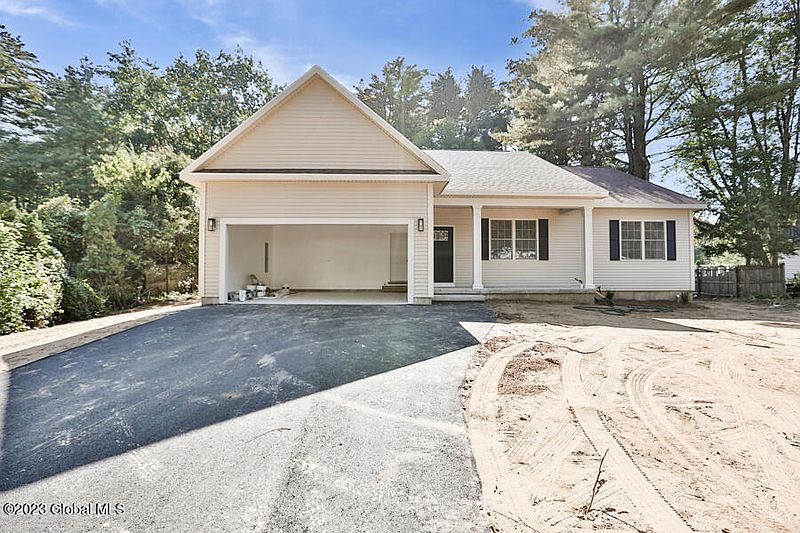 2nd image of 6392 Zorn Road