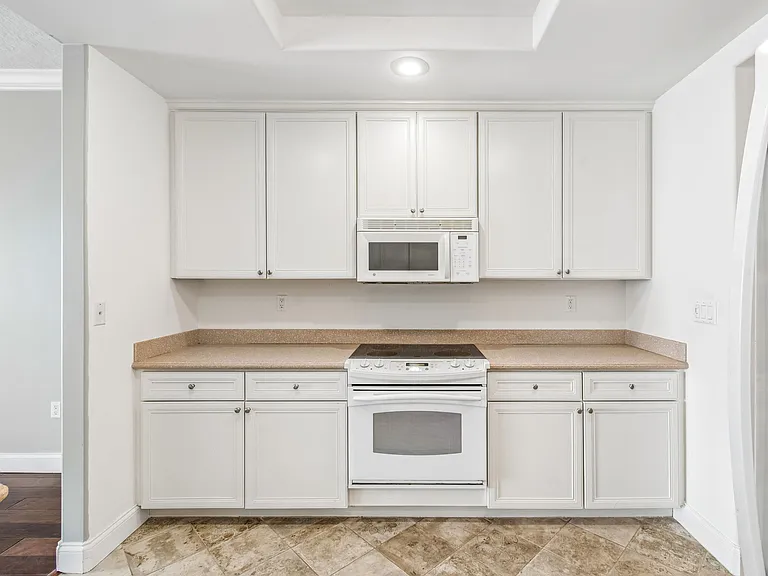 4955 Dixie Hwy NE #503 — Photo 3
