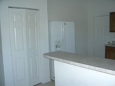 LARGE PANTRY