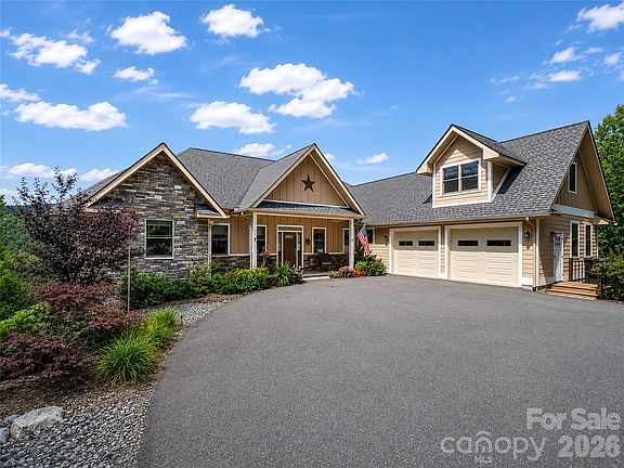 2nd image of 930 Big Raven Ln